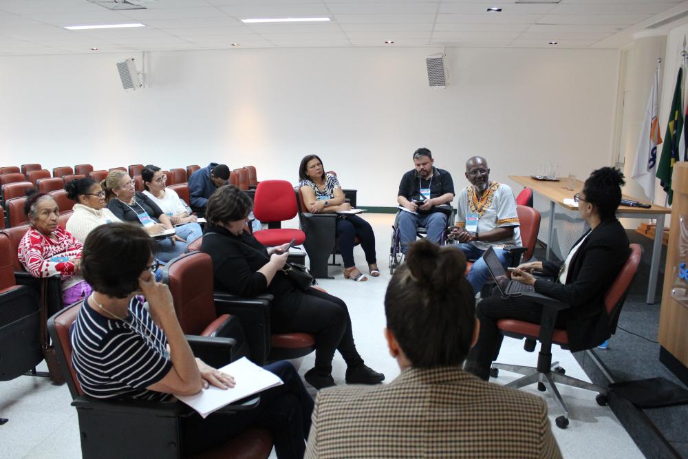 Grupos de trabalho debatem propostas a serem apresentadas