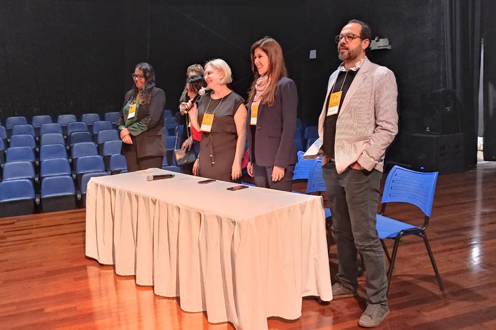 defensora Roberta Prestes Abissamra fez a fala de abertura na Regional Sul