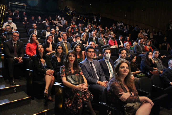 Cerimônia foi realizada no Teatro Sérgio Cardoso, na cidade de São Paulo. Foto: CCSAI/DPE-SP