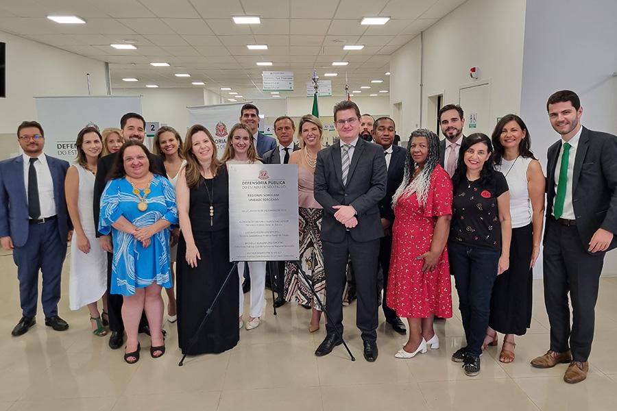 Representantes da Unidade Sorocaba, administração superior, entidades associativas e instituições públicas participaram da inauguração